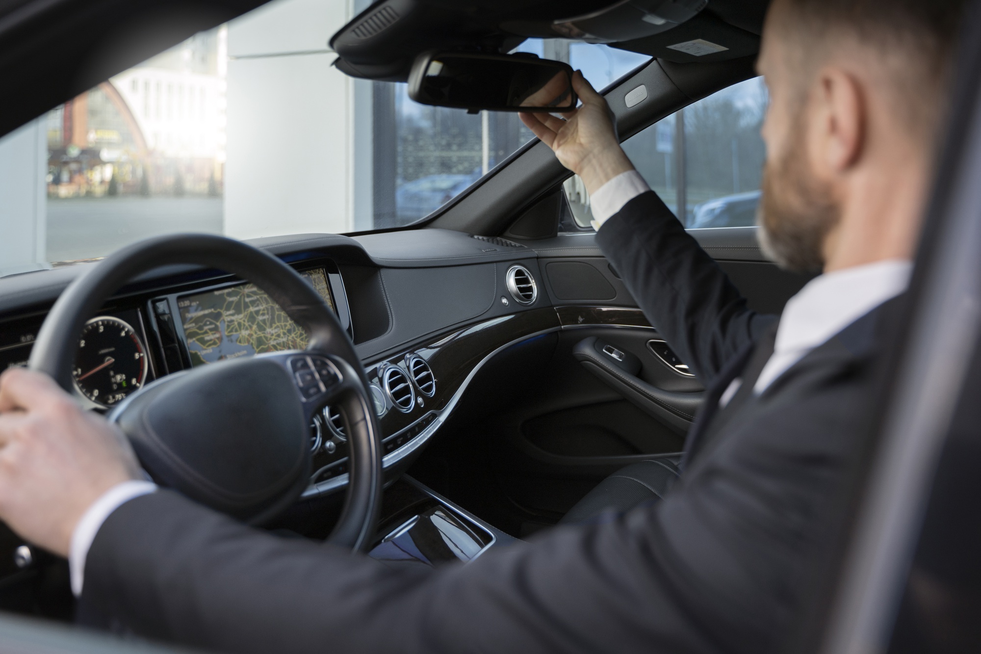 N°4 - Les avantages d'avoir recours à un Chauffeur professionnel: